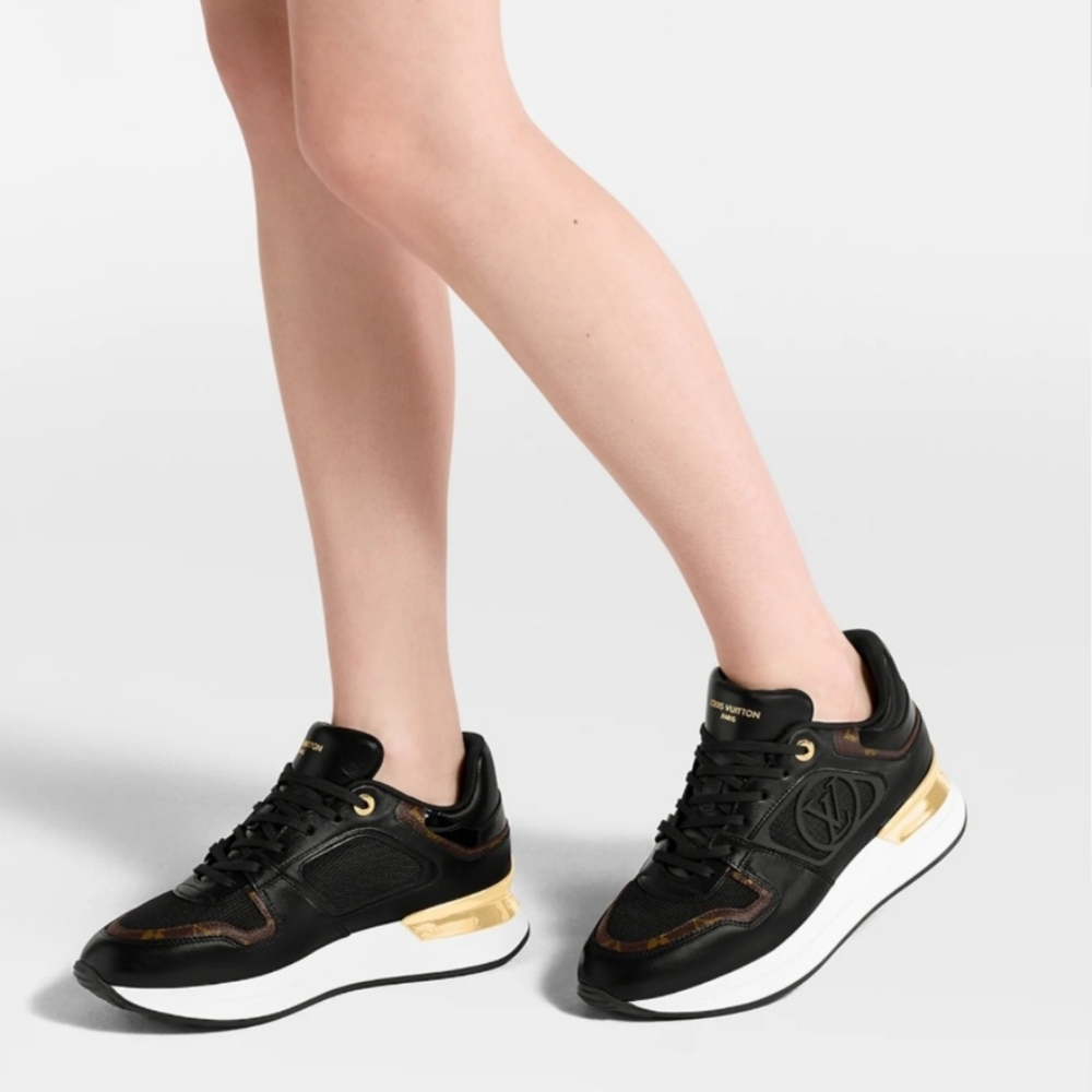 Louis Vuitton Neo Run Away Sneaker. Brand New w/Tags. Size 38 - Picture 2 of 16